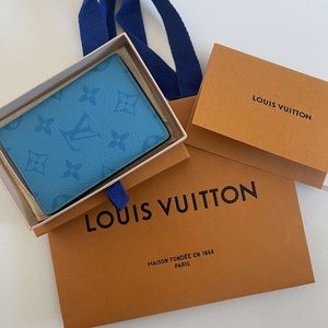 Louis Vuitton card holder/wallet